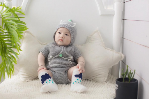 和县宝宝揉眼睛是怎么回事 和县宝宝揉眼睛是怎么回事